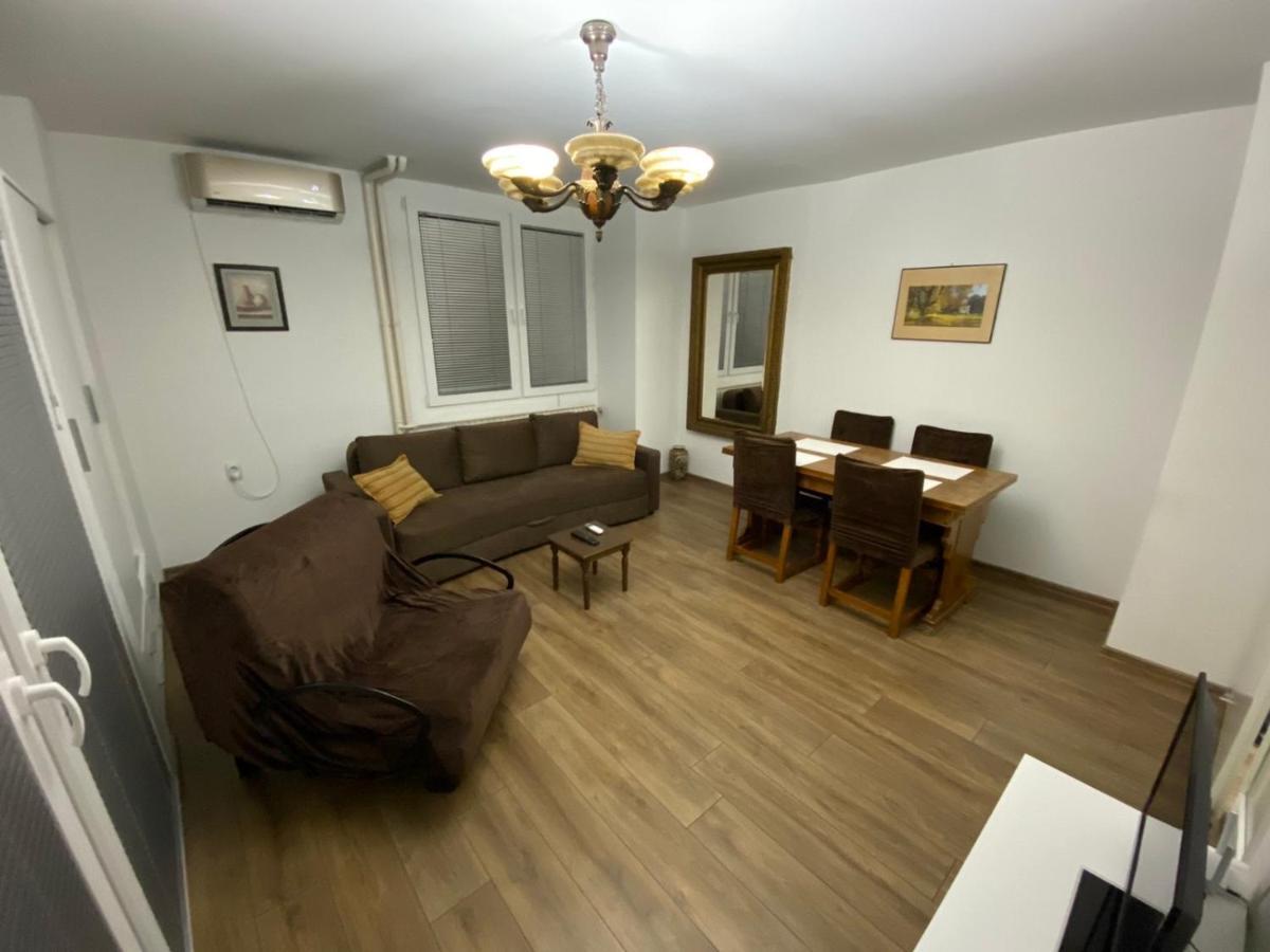 Apartment In The Center Of Skopje Zewnętrze zdjęcie